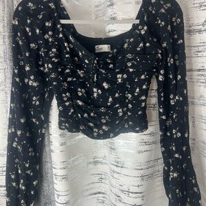 Hollister Dark Floral Ruched Top